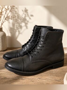 Raparo Black Leather Lace Up Combat Boots EU 37 Made in Italy Minimalist Luxury
